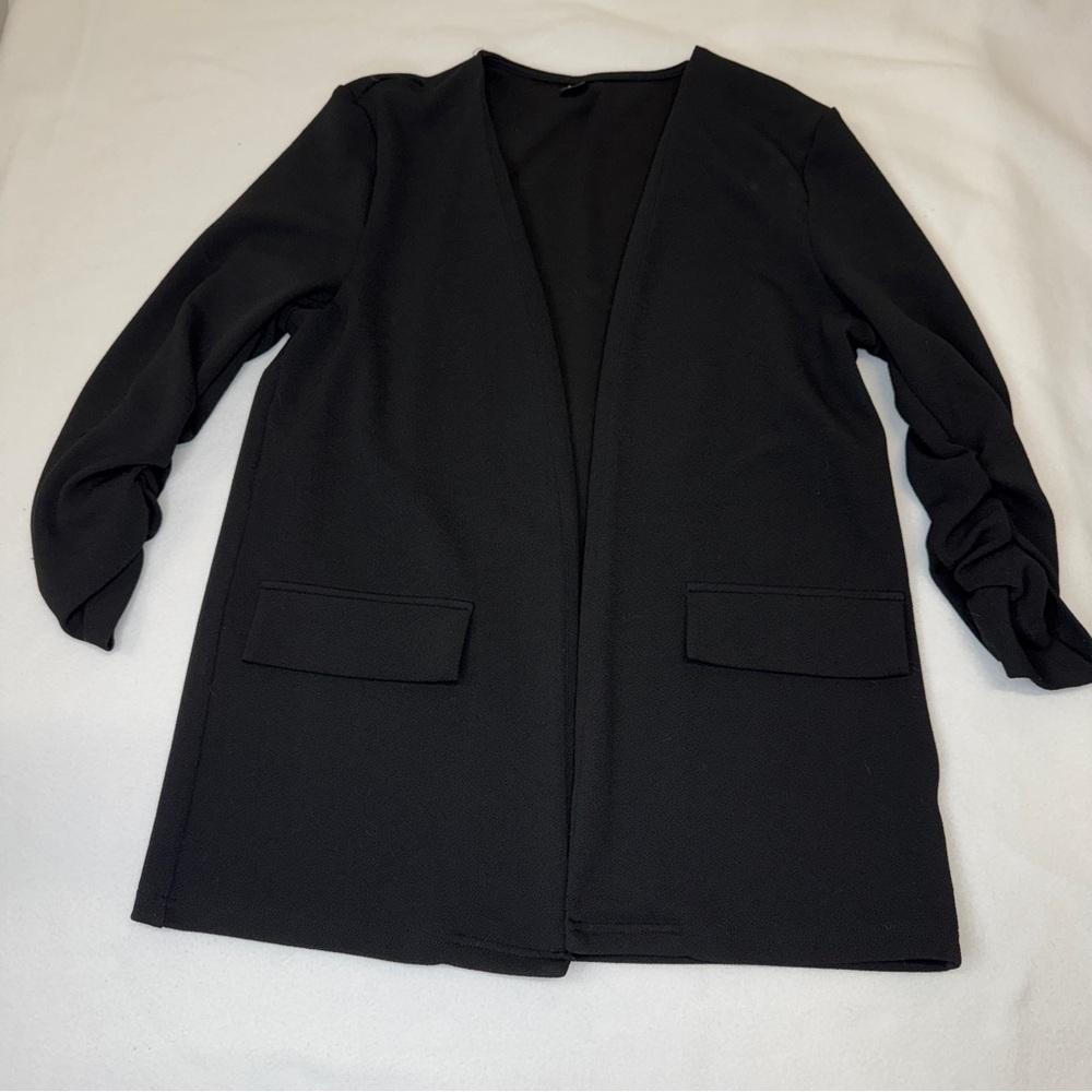 Women’s Black Lightweight Blazer, Long, Medium, Ruched 3/4 Sleeves, Business